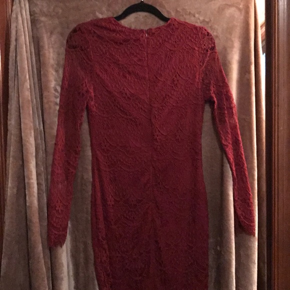 NWT AX PARIS BEAUTIFUL LACE DRESS - Picture 5 of 5